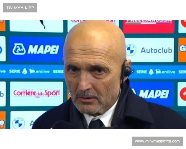 尤文更衣室中场斯帕莱蒂训话,戴维点头领会战术